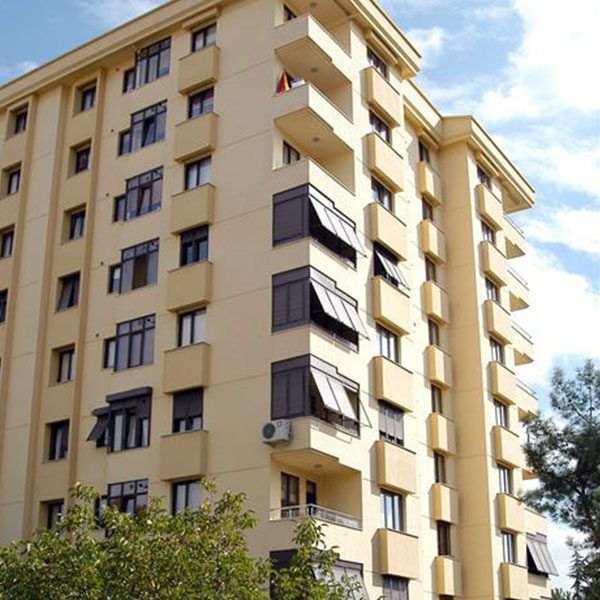 NİZAMETTİN BEY APARTMANI